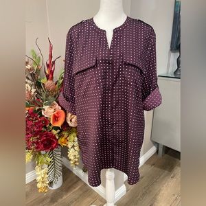 NWOT  Calvin Klein Long Roll-Tab Sleeve Printed Crew Neck Top Size L